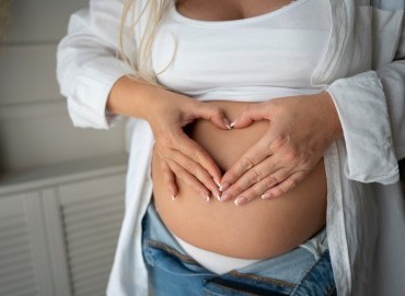 Menopoz Öncesi Dönem (Perimenopoz): Belirtiler ve Yönetim